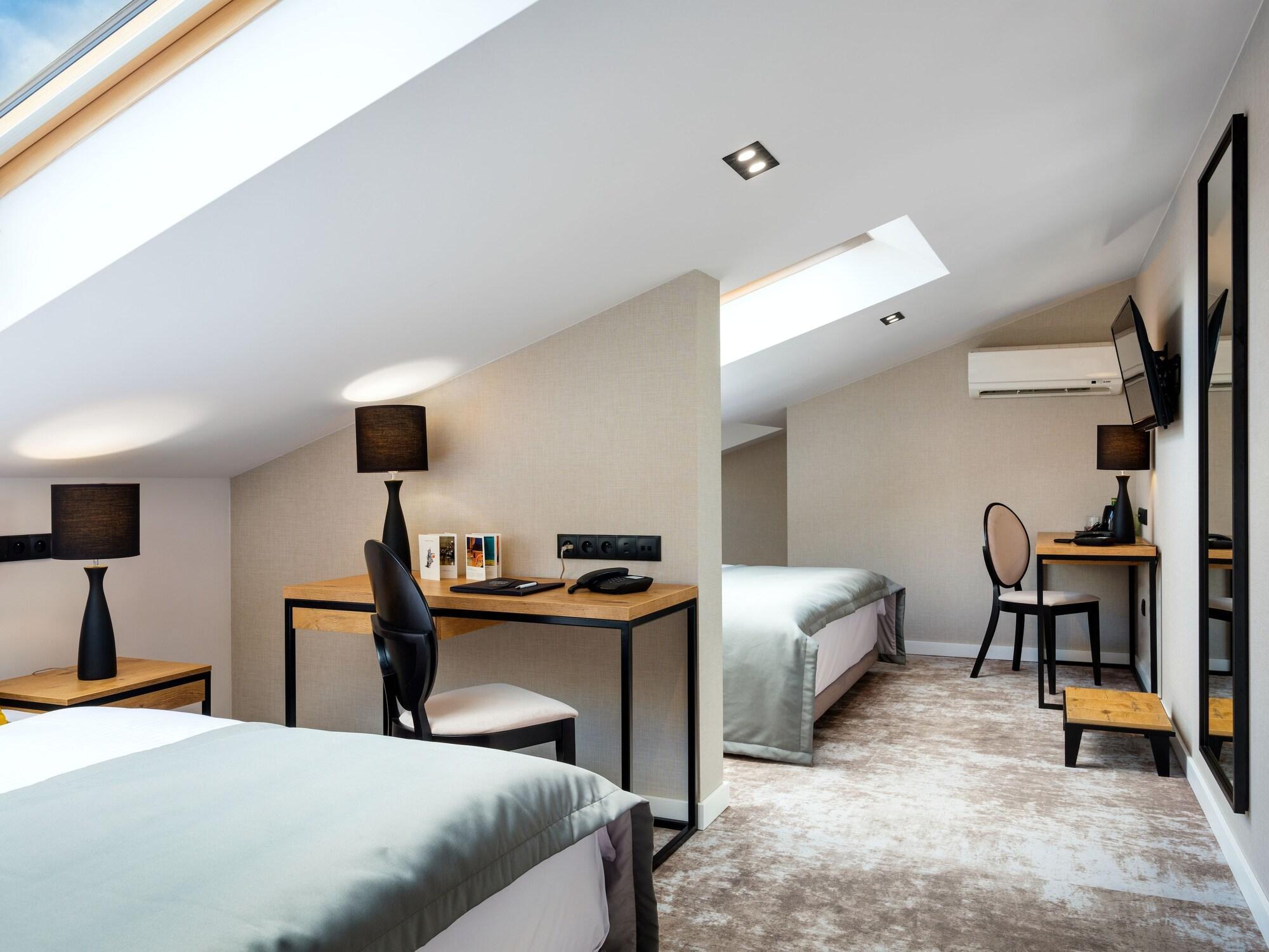Hotel Wawel Queen クラクフ エクステリア 写真